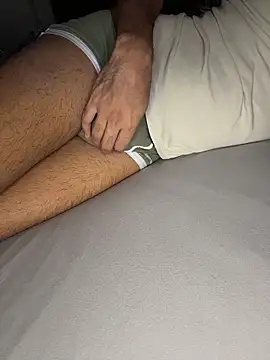 Moan King online show from 10.18.25