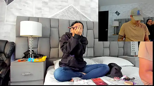 Snapshot of markAndPhilip chatting on 10.14.25 markAndPhilip online show from 10.14.25