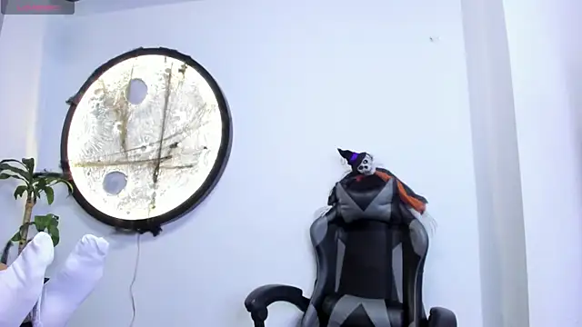 Miaa Rosse online show from 10.11.25