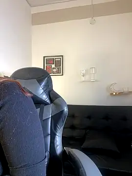 RedVelvet Dream online show from 11.18.25