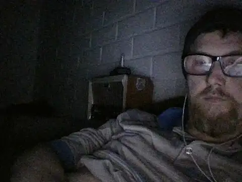 Snapshot of willzchen12 chatting on 10.29.25 willzchen12 online show from 10.29.25