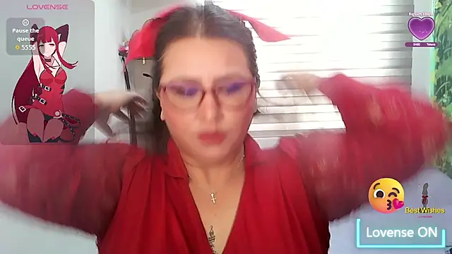 Vesper Vixen online show from 10.25.25