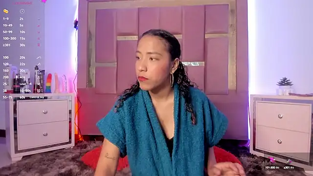 AikoSnow online show from 10.02.25