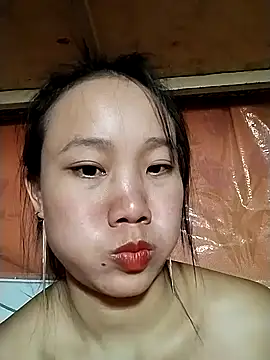 Snapshot of liu-liusexy chatting on 10.11.25 liu-liusexy online show from 10.11.25