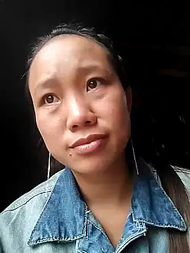 Snapshot of liu-liusexy chatting on 10.16.25 liu-liusexy online show from 10.16.25