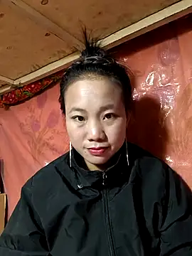 Snapshot of liu-liusexy chatting on 11.04.25 liu-liusexy online show from 11.04.25