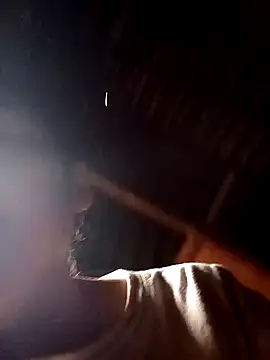 Snapshot of omiu-baby chatting on 10.03.25 omiu-baby online show from 10.03.25