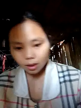 Snapshot of omiu-baby chatting on 10.10.25 omiu-baby online show from 10.10.25