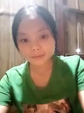 Snapshot of omiu-baby chatting on 10.10.25 omiu-baby online show from 10.10.25