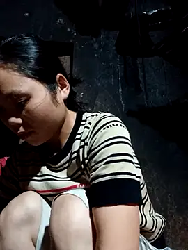 Snapshot of omiu-baby chatting on 10.12.25 omiu-baby online show from 10.12.25