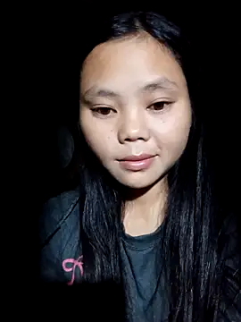 Snapshot of omiu-baby chatting on 10.14.25 omiu-baby online show from 10.14.25