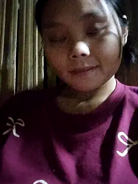 Snapshot of omiu-baby chatting on 10.22.25 omiu-baby online show from 10.22.25