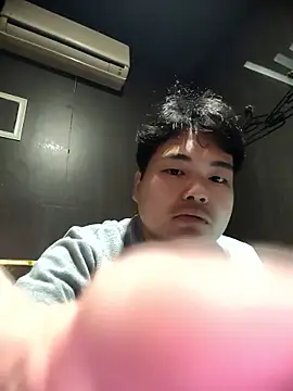 Snapshot of sho1101music chatting on 11.17.25 sho1101music online show from 11.17.25