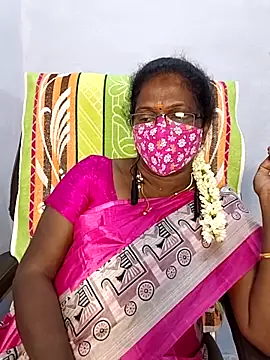 Snapshot of umashreetamil chatting on 10.02.25 umashreetamil online show from 10.02.25