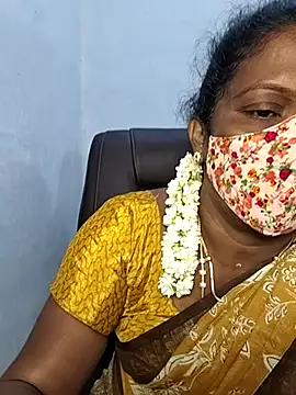 Snapshot of umashreetamil chatting on 10.06.25 umashreetamil online show from 10.06.25