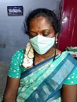 Snapshot of umashreetamil chatting on 10.09.25 umashreetamil online show from 10.09.25