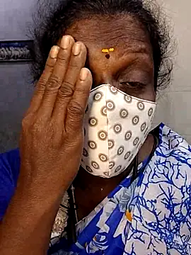 Snapshot of umashreetamil chatting on 11.03.25 umashreetamil online show from 11.03.25