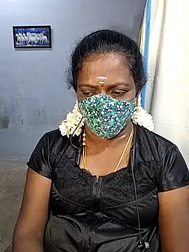 Snapshot of umashreetamil chatting on 11.09.25 umashreetamil online show from 11.09.25