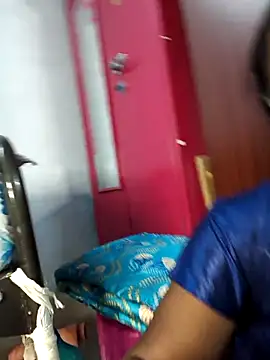 Snapshot of umashreetamil chatting on 04.19.26 umashreetamil online show from 04.19.26