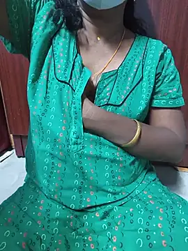 Snapshot of umashreetamil chatting on 05.28.26 umashreetamil online show from 05.28.26