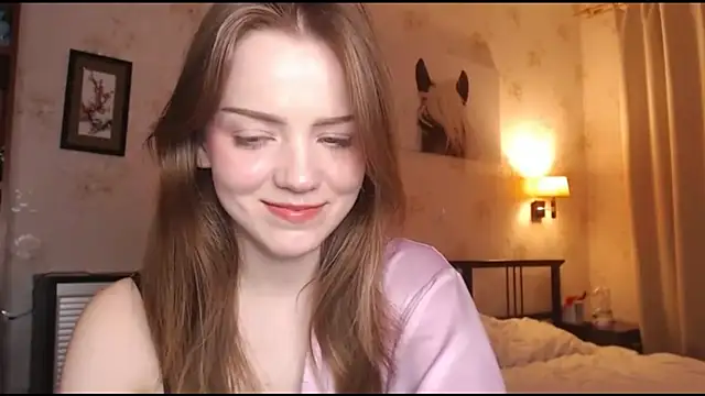 Olivia Mens online show from 10.03.25