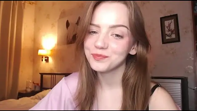 Olivia Mens online show from 10.05.25