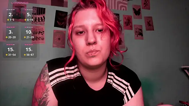 Snapshot of Hailey_Foxy chatting on 06.30.26 Hailey Foxy online show from 06.30.26