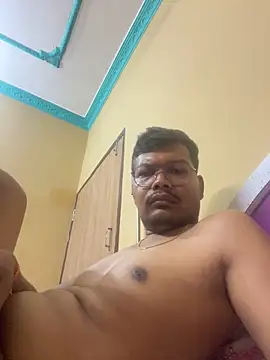 Snapshot of kunwarahuji chatting on 09.17.25 kunwarahuji online show from 09.17.25