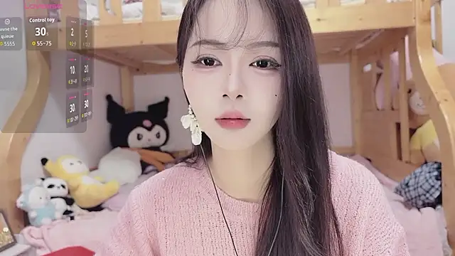 Sue101010 online show from 10.25.25