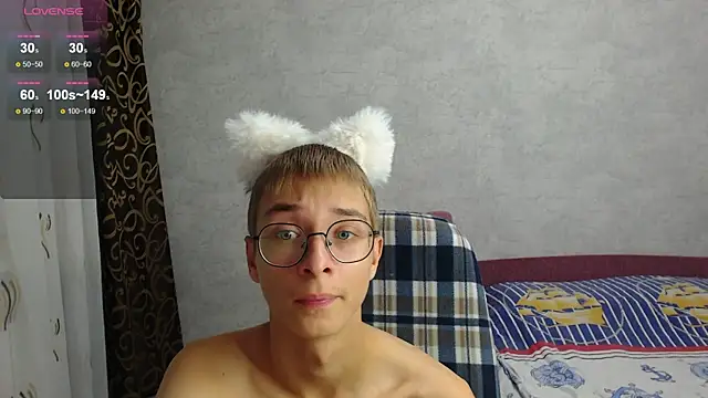 glasses cat online show from 09.09.25