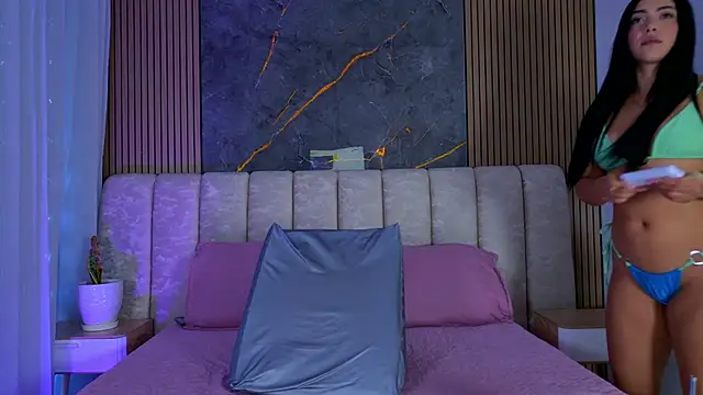 mia scot online show from 03.14.26