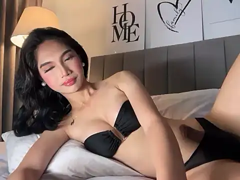 yourladycess  online show from 03.06.26