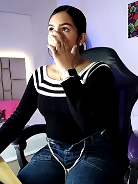 laura  carmona online show from 09.24.25