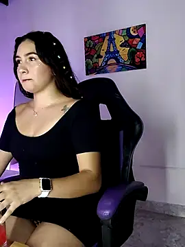 laura  carmona online show from 09.25.25