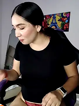 laura  carmona online show from 09.26.25