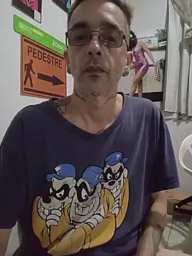 Snapshot of dinho_carioca chatting on 05.19.26 dinho carioca online show from 05.19.26
