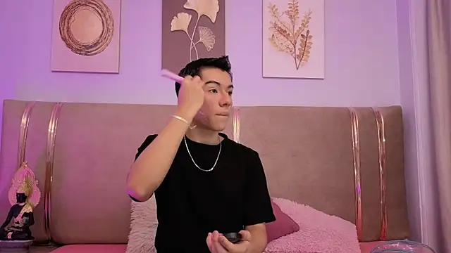 Snapshot of Jessyy_Mateus chatting on 09.25.25 Jessyy Mateus online show from 09.25.25