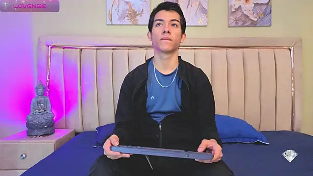 Snapshot of Jessyy_Mateus chatting on 10.22.25 Jessyy Mateus online show from 10.22.25