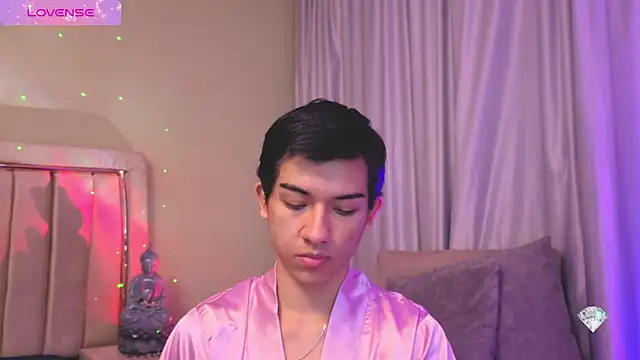 Snapshot of Jessyy_Mateus chatting on 10.28.25 Jessyy Mateus online show from 10.28.25