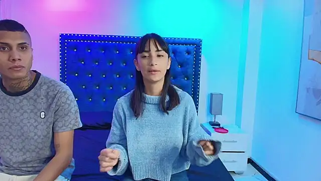 Snapshot of Damian_and_roxanne chatting on 10.06.25 Damian and roxanne online show from 10.06.25