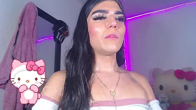 Snapshot of valentinat_fun chatting on 10.11.25 valentinat fun online show from 10.11.25