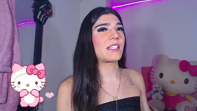 Snapshot of valentinat_fun chatting on 10.18.25 valentinat fun online show from 10.18.25