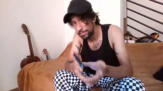 Alejandro92 cali online show from 06.30.26
