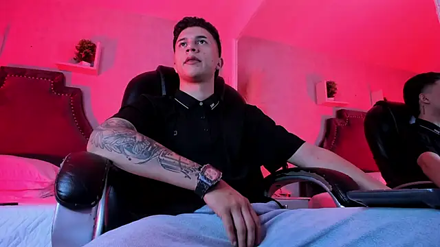 liaamsmiith  online show from 01.19.26