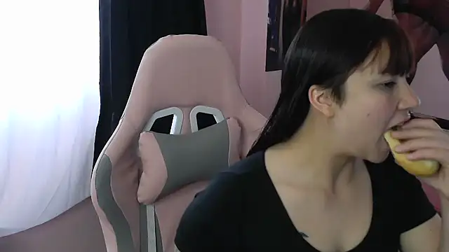 Zulema R1 online show from 02.12.26