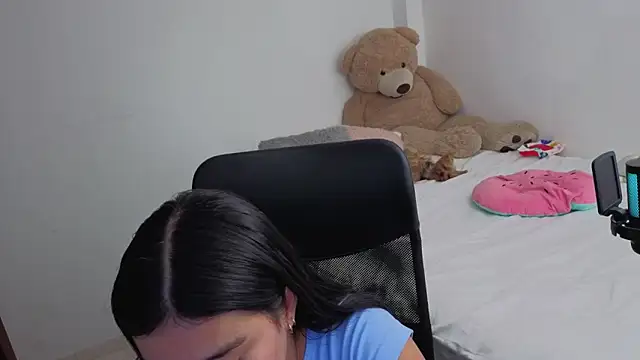 valerihouse online show from 04.05.26