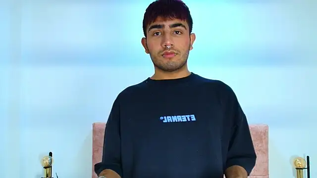 Snapshot of Ares_Alpha chatting on 10.12.25 Ares Alpha online show from 10.12.25