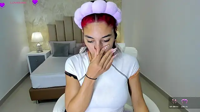 Scarlett 12 online show from 03.30.26