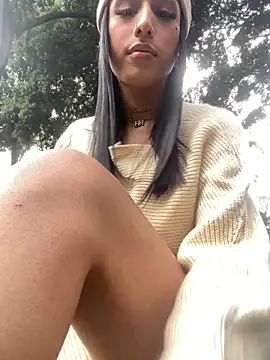 Snapshot of _Denisse444 chatting on 10.17.25 Denisse444 online show from 10.17.25