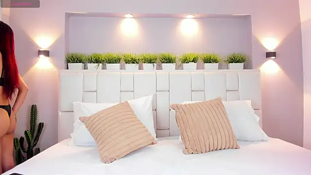 LunnaBlake online show from 02.20.26